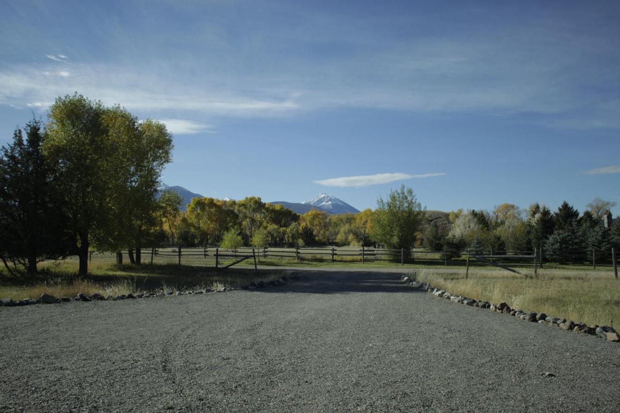 Montana Yellowstone River Retreat 利文斯顿 外观 照片
